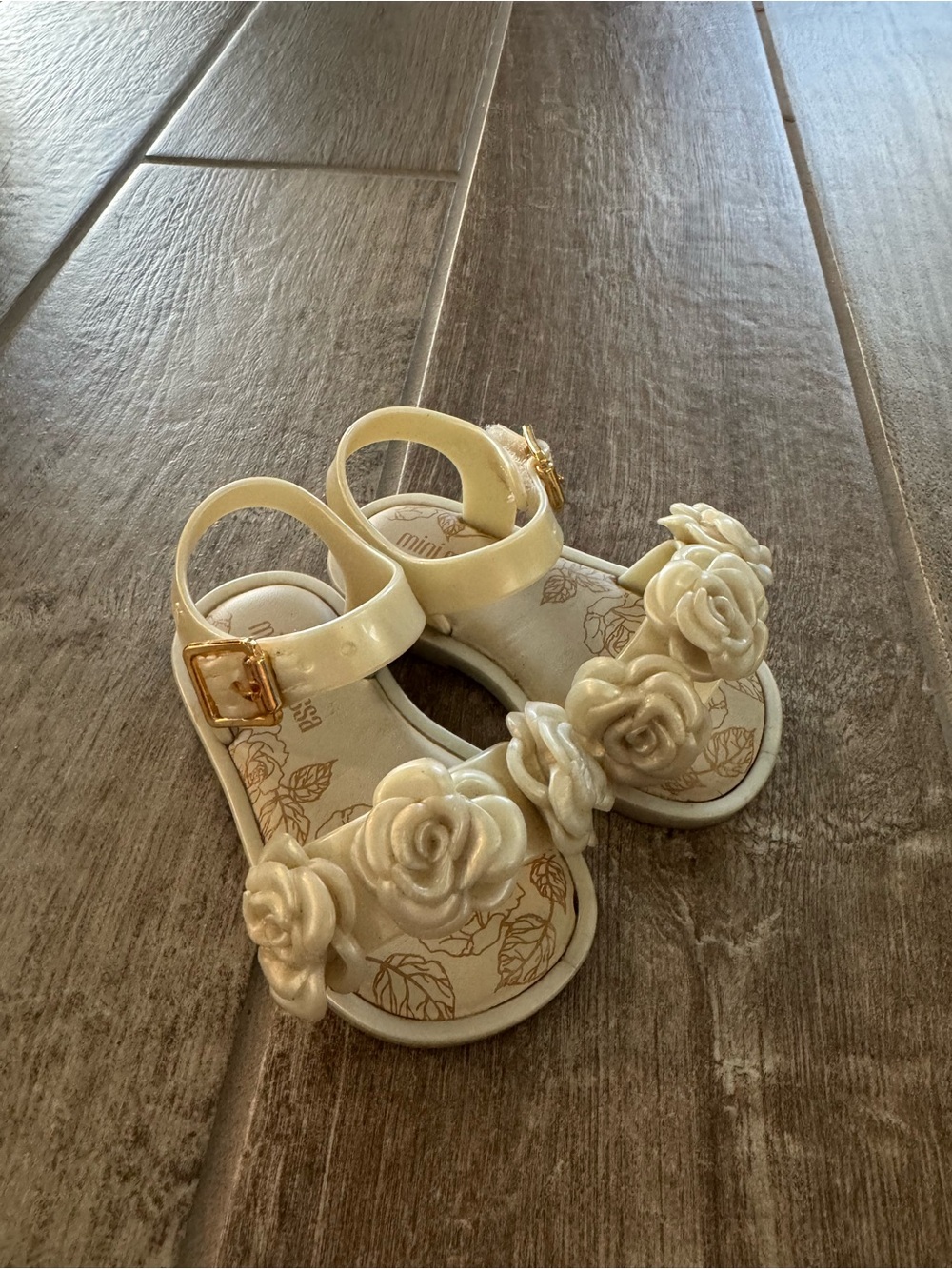 Mini Melissa Cream Floral Jelly Sandals with Gold Buckle
